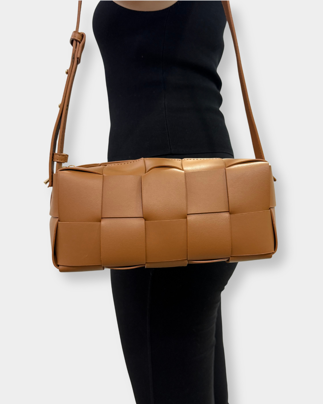 Arena Shoulder Bag - Tan