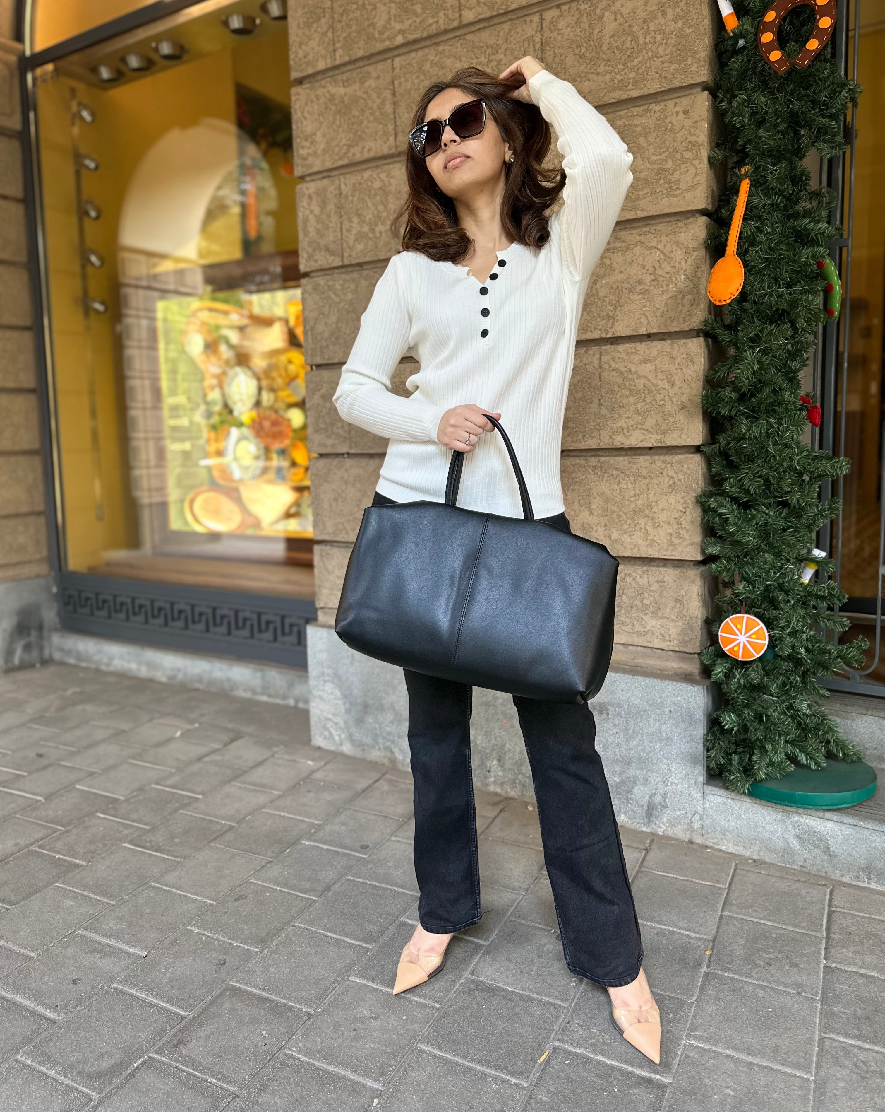 Magna Tote - Black