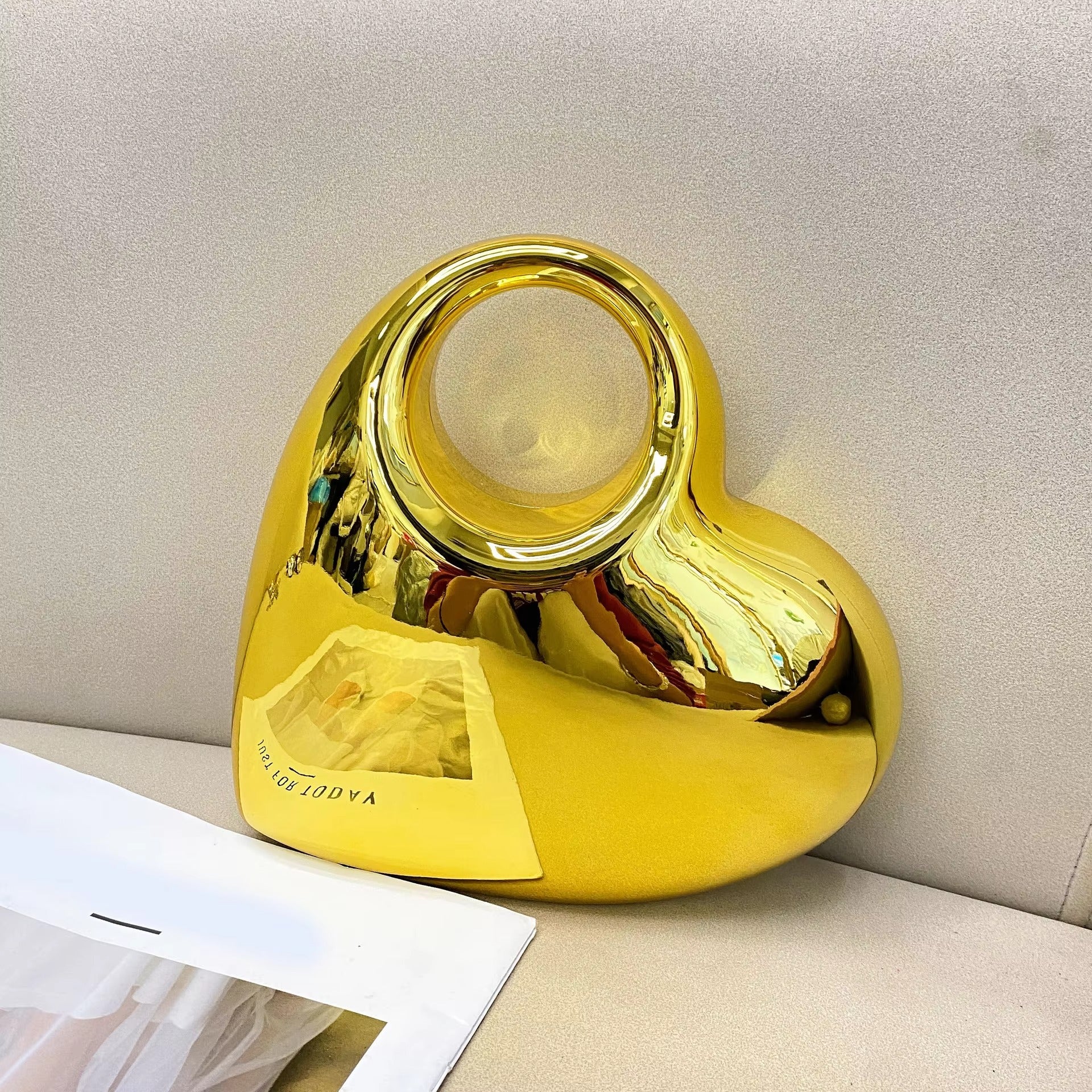 Heart Metallic Clutch - Gold