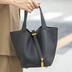 Solène Bucket - Black