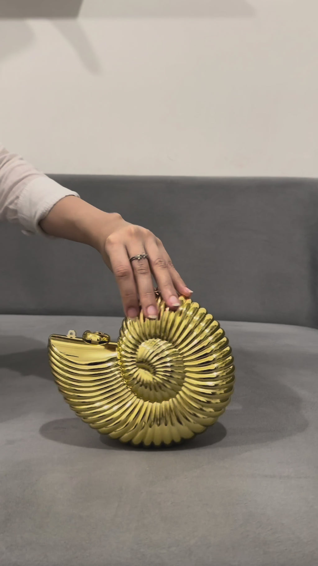 Metal Shell Clutch